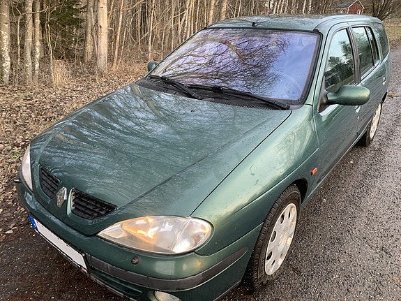 Renault Megane 8 of 8