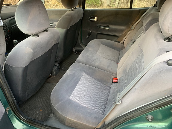 Renault Megane 6 of 8