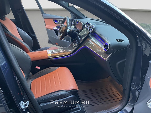 Mercedes-Benz GLC300 e 7 of 13