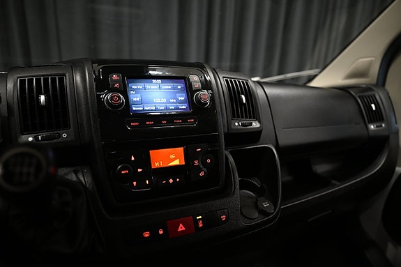Peugeot Boxer 16 of 26