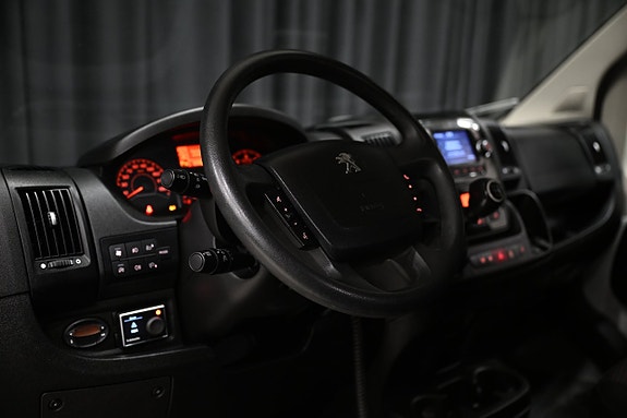 Peugeot Boxer 23 of 26