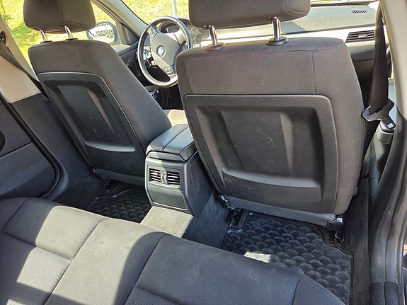 BMW 320d 8 of 14