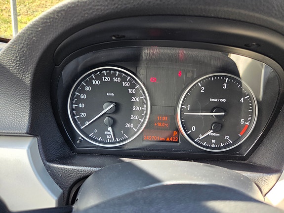 BMW 320d 5 of 14