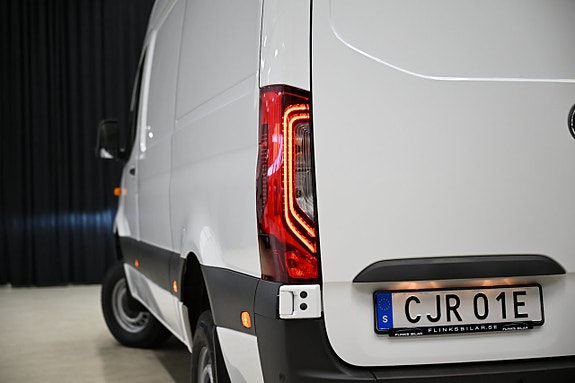 Mercedes-Benz Sprinter 319 8 of 29