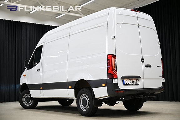 Mercedes-Benz Sprinter 319 4 of 29