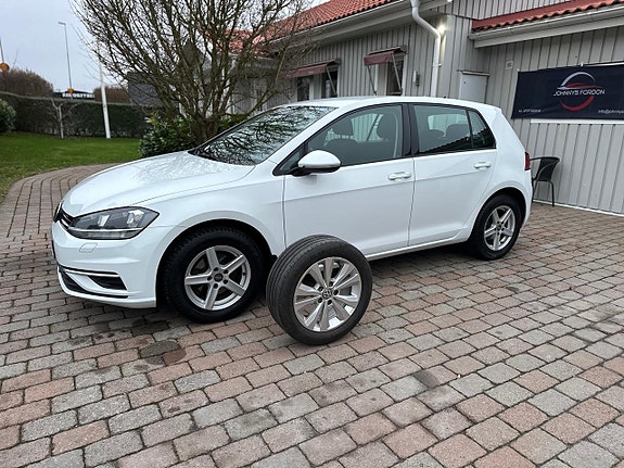 Volkswagen Golf VII 6 of 11