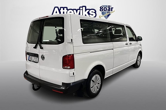 Volkswagen Caravelle 3 of 5