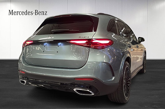 Mercedes-Benz GLC300 de 4 of 5