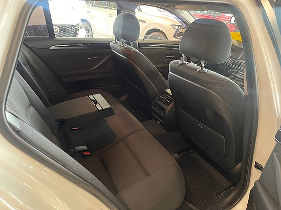 BMW 520d 23 of 30