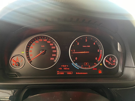 BMW 520d 12 of 30