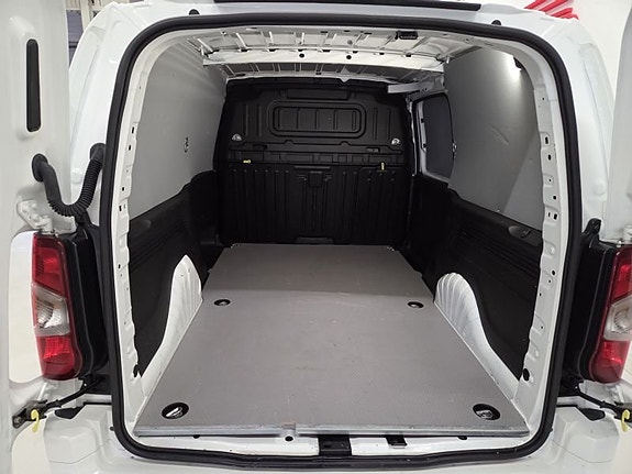 Opel Combo 8 of 10