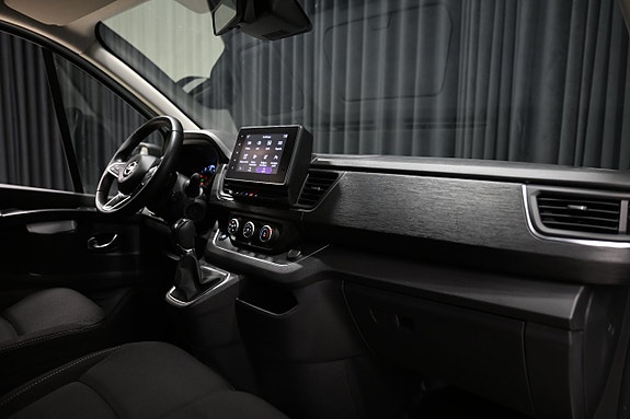 Nissan Primastar 26 of 28