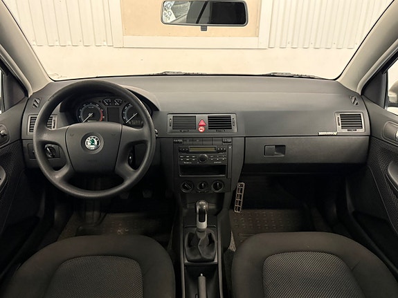 Skoda Fabia 7 of 13