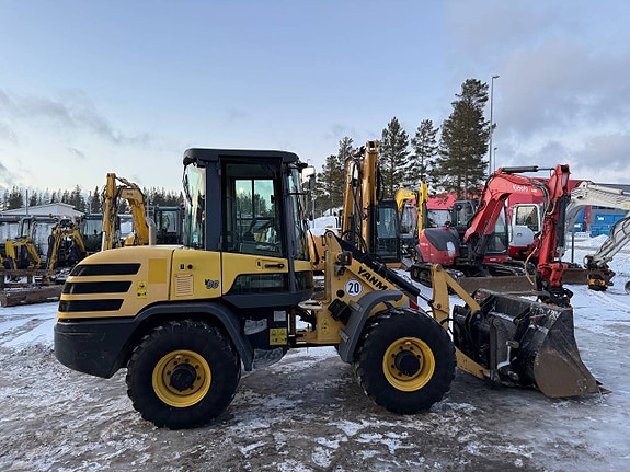 Hjullastare Yanmar V80 359.000:-