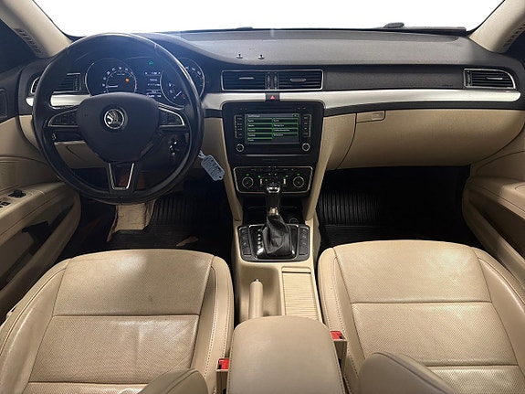 Skoda Superb 9 of 28
