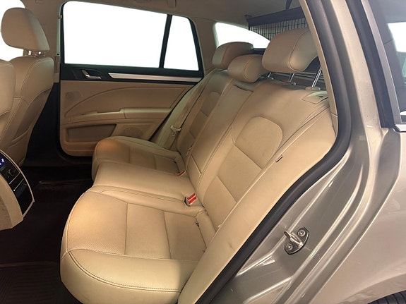 Skoda Superb 12 of 28