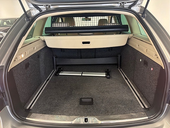 Skoda Superb 27 of 28