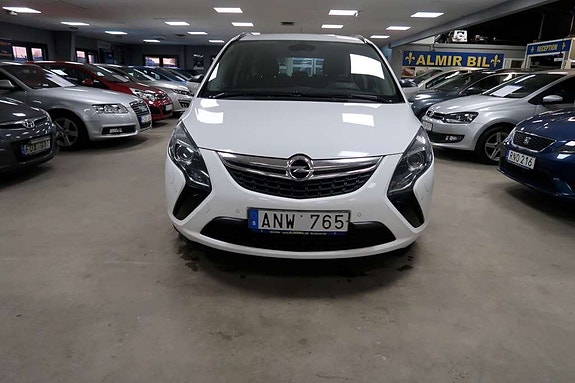 Opel Zafira Tourer 3 of 5