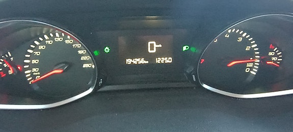 Peugeot 308 SW 5 of 10