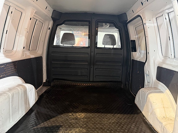 Volkswagen Caddy 13 of 21