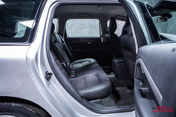 Volvo V70 15 of 21