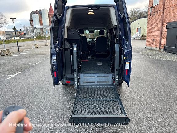 Ford Transit Custom 16 of 26