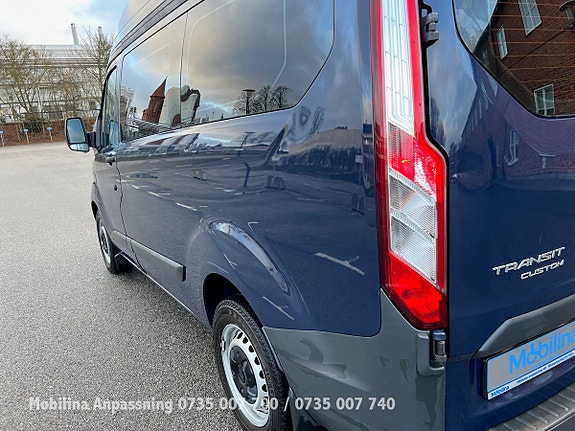 Ford Transit Custom 9 of 26