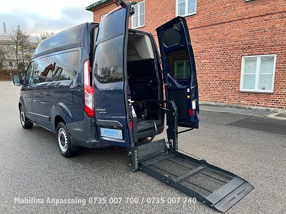 Ford Transit Custom 22 of 26