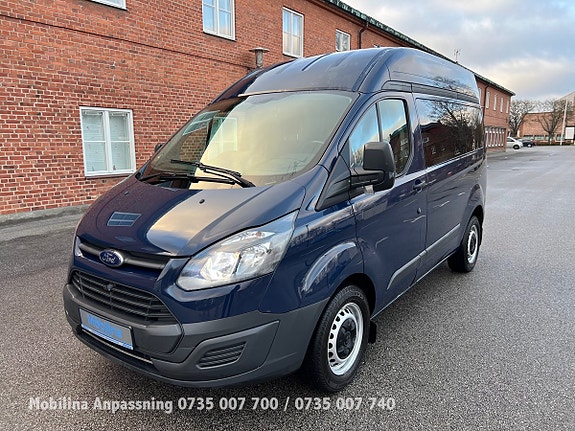 Ford Transit Custom 11 of 26