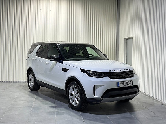 Land Rover Discovery 2 of 5