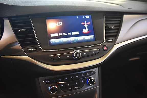 Opel Astra 12 of 15