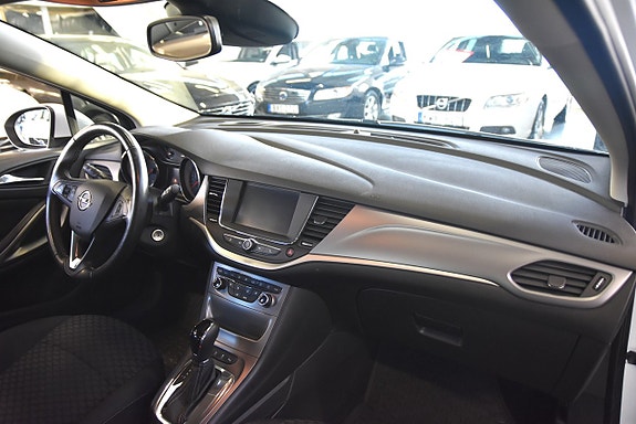 Opel Astra 10 of 15