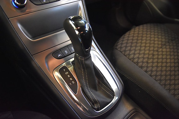 Opel Astra 13 of 15
