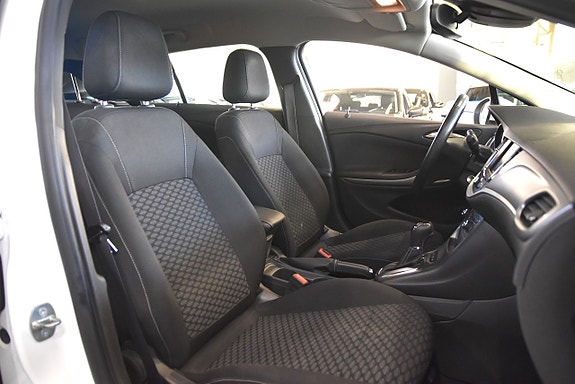 Opel Astra 11 of 15