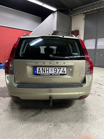 Volvo V50 6 of 7