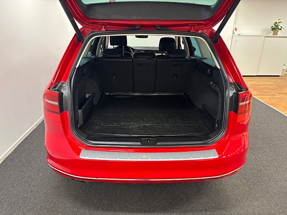 Volkswagen Passat 16 of 20