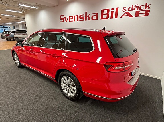Volkswagen Passat 3 of 5
