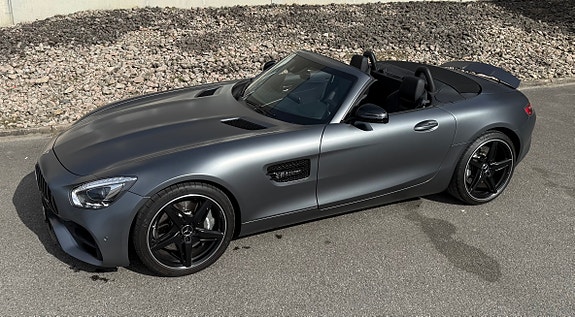 Mercedes-Benz AMG GT Roadster 2 of 5