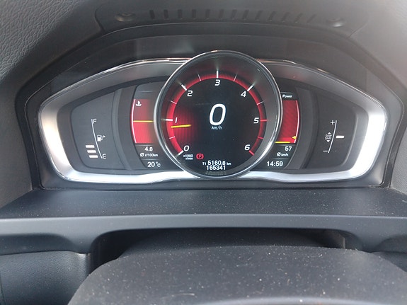 Volvo V60 12 of 12