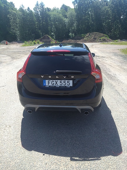Volvo V60 4 of 12