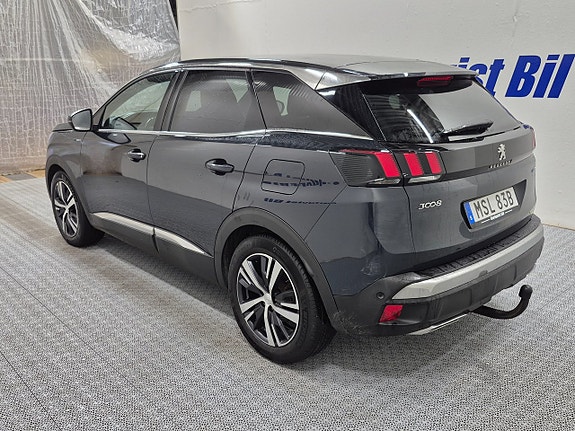Peugeot 3008 3 of 5