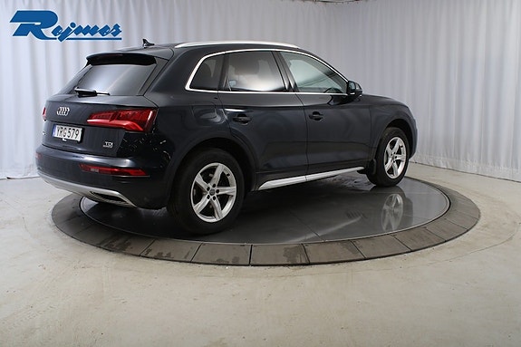 Audi Q5 4 of 5