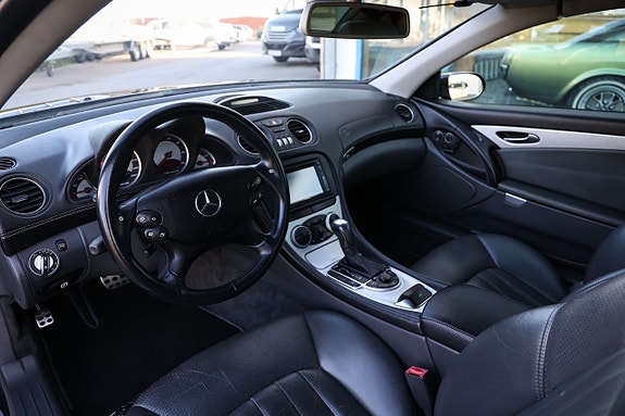Mercedes-Benz SL55 10 of 17