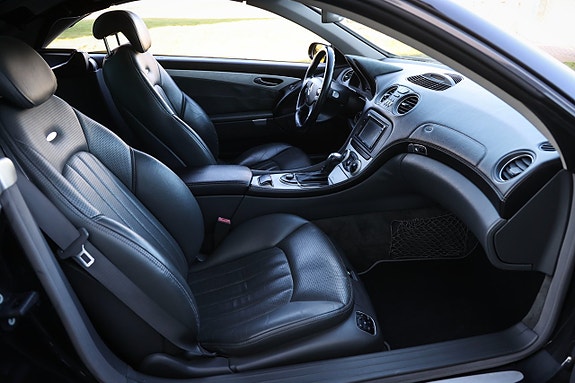 Mercedes-Benz SL55 13 of 17