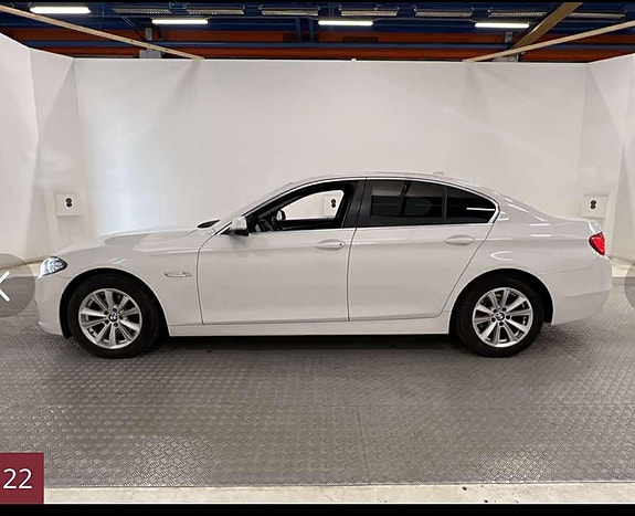 BMW 520d 2 of 15