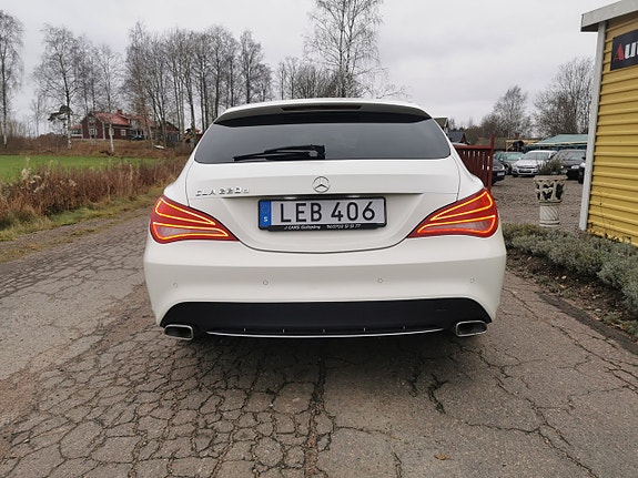 Mercedes-Benz CLA220 d 4 of 13