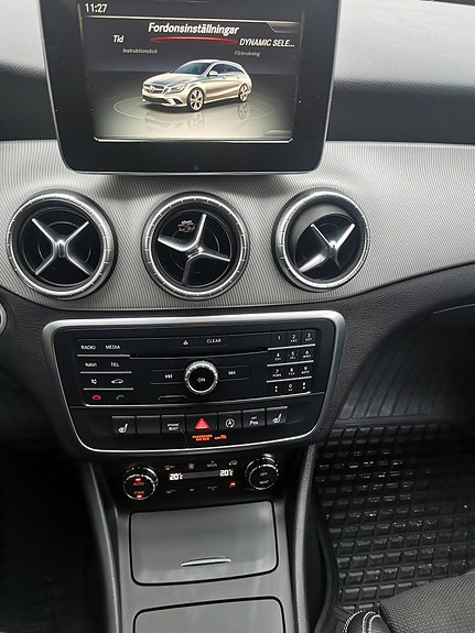 Mercedes-Benz CLA220 d 13 of 13