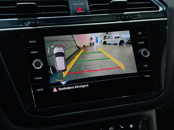 Volkswagen Tiguan Allspace 16 of 20
