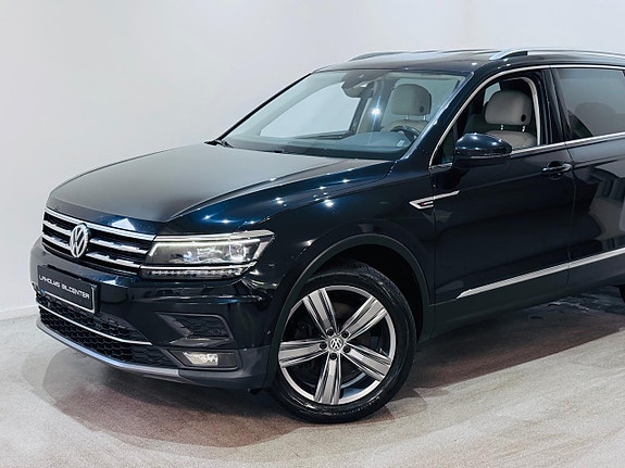 Volkswagen Tiguan Allspace 2 of 5