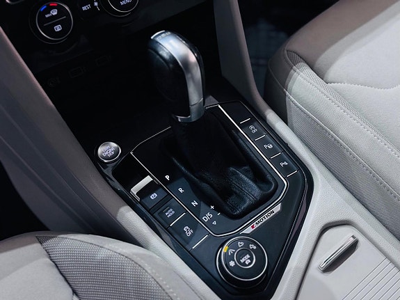 Volkswagen Tiguan Allspace 11 of 20